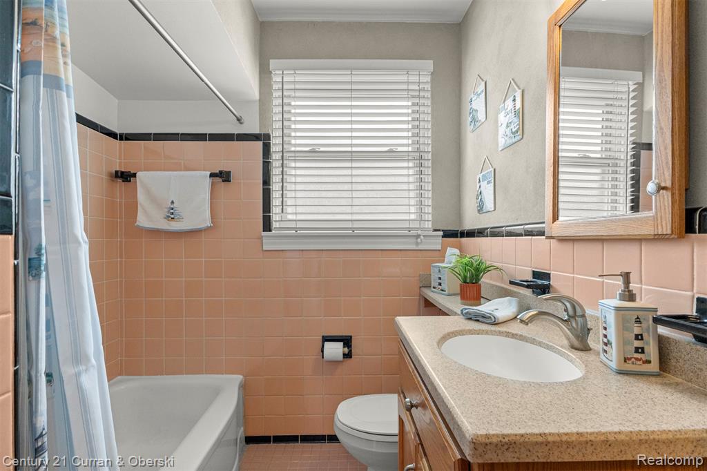 7146 Luana Avenue, Allen Park, MI 48101 — Photo 16
