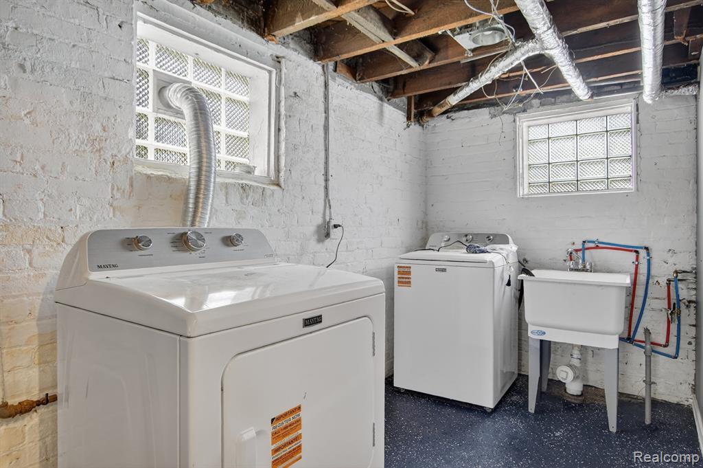 2534 Lamothe Street, Detroit, MI 48206 — Photo 36