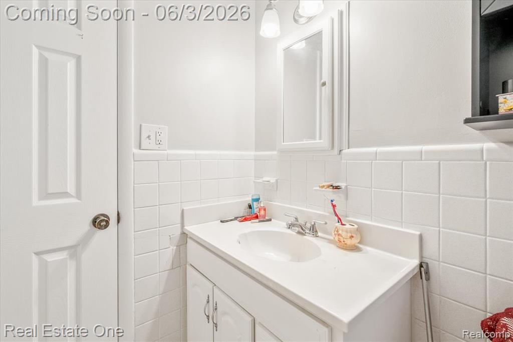 30624 Krauter Street, Garden City, MI — Photo 26