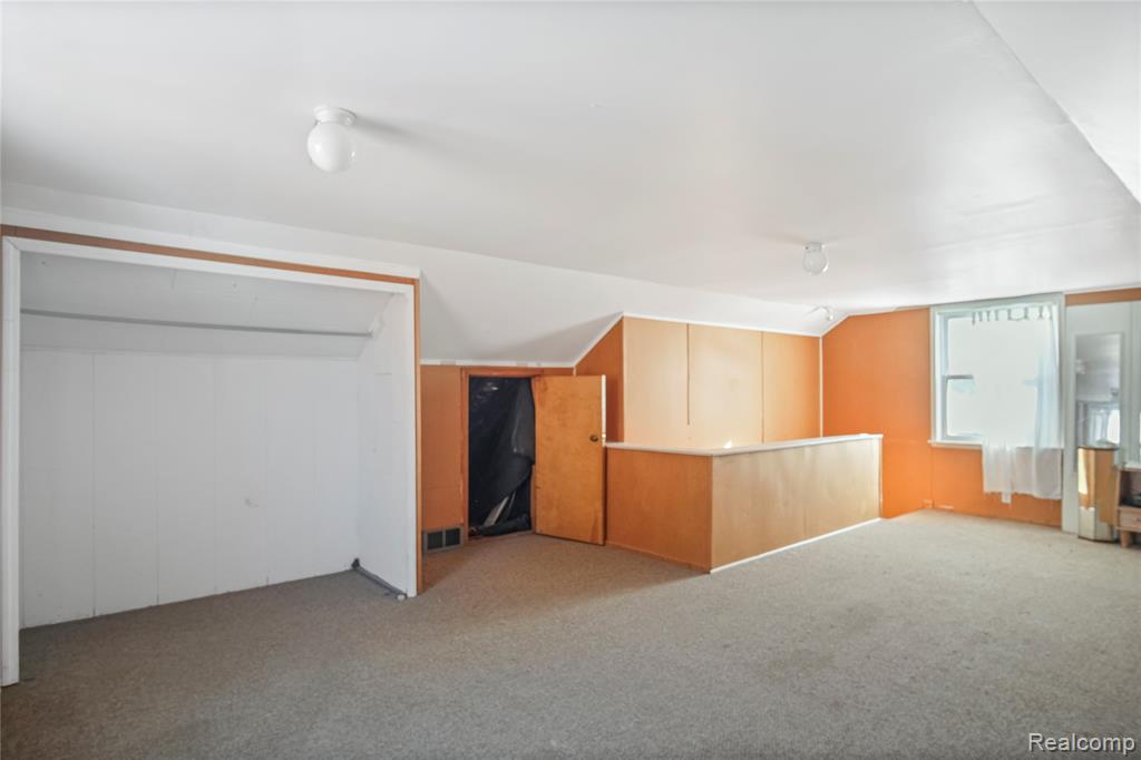 258 Piper Boulevard, Detroit, MI 48215 — Photo 17