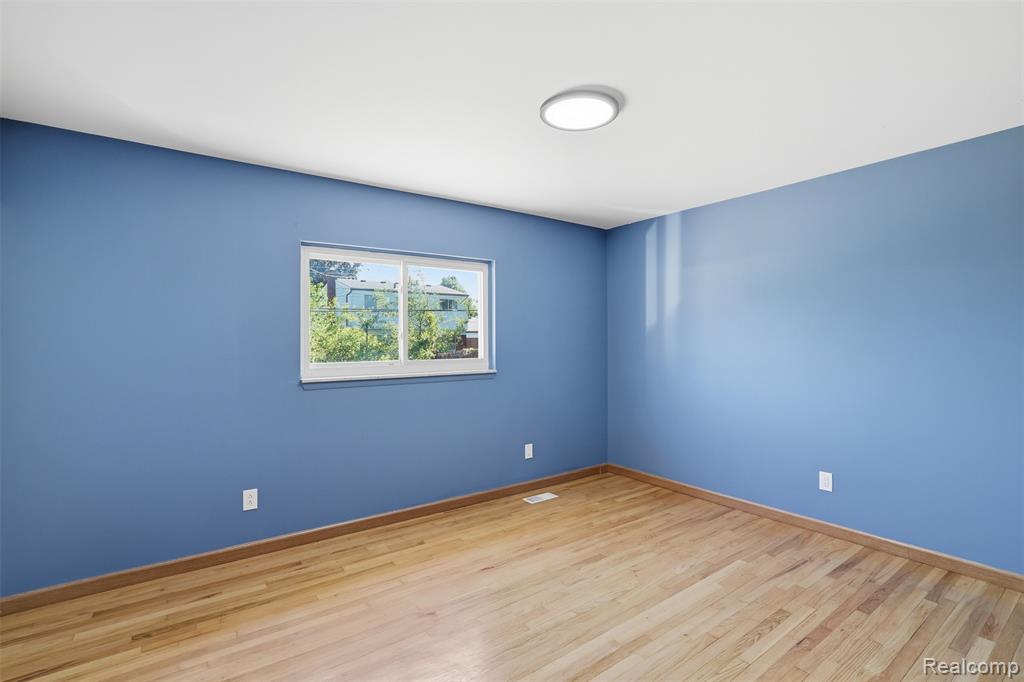 3418 Winterfield Drive, Warren, MI 48092 — Photo 18