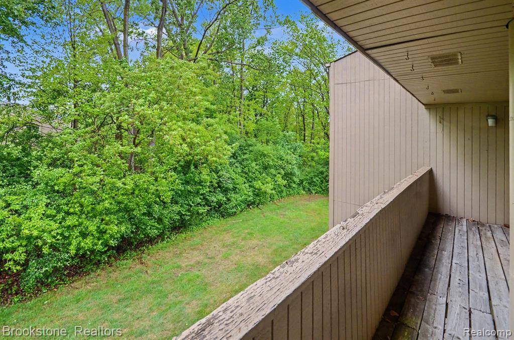 7440 Azalea Court, West Bloomfield, MI — Photo 21