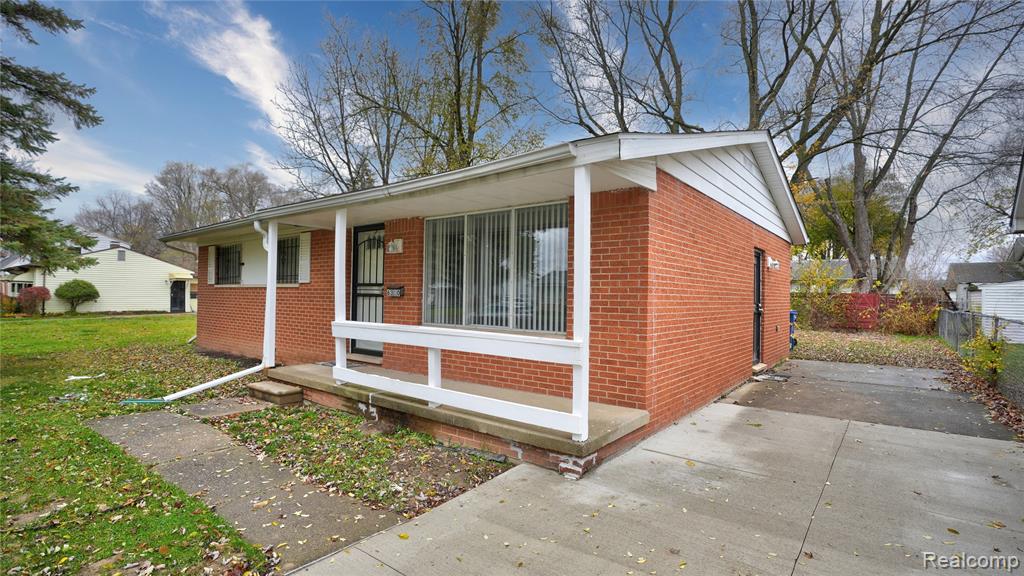 6310 Valorie Lane, Flint, MI 48504 — Photo 3
