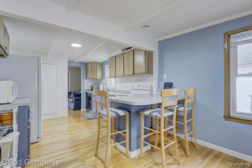 29329 Tawas Street, Madison Heights, MI 48071 — Photo 17
