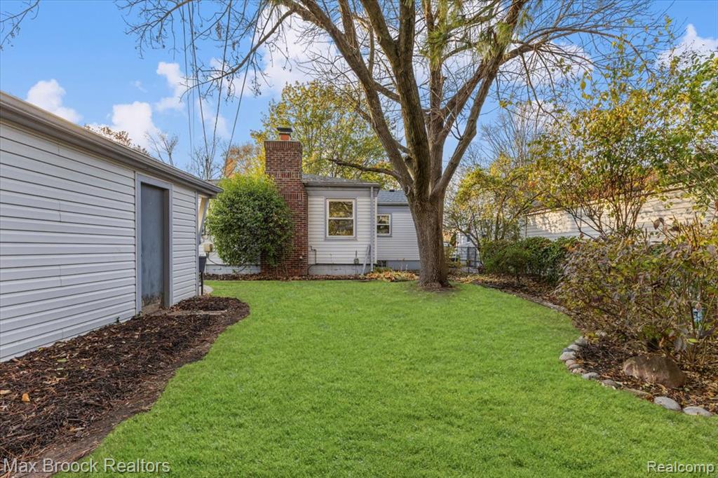 4514 Thorncroft Avenue, Royal Oak, MI 48073 — Photo 17
