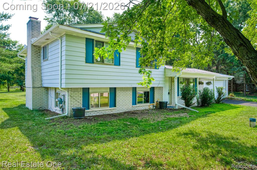 4069 Village Square, Brighton, MI 48114 — Photo 2