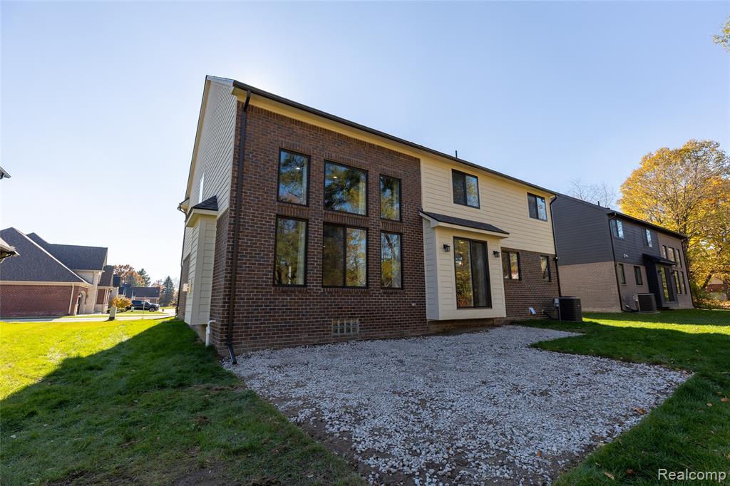 5092 Westminster Avenue, Troy, MI 48085 — Photo 47