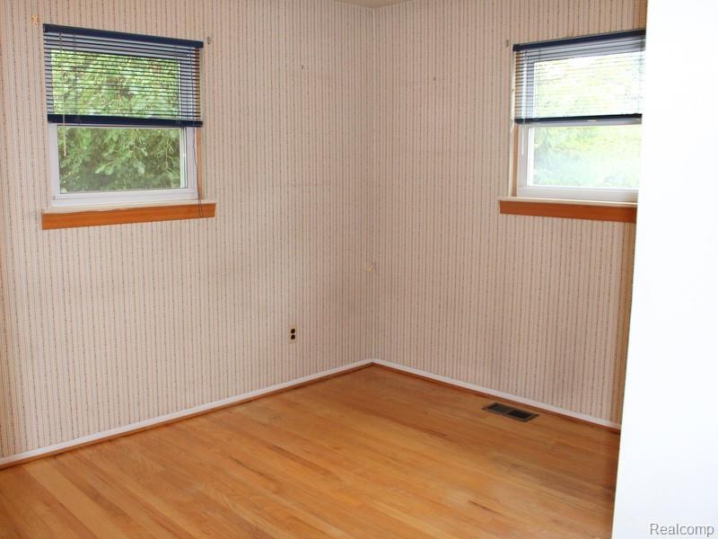 907 Farnham Avenue, Lincoln Park, MI 48146 — Photo 39