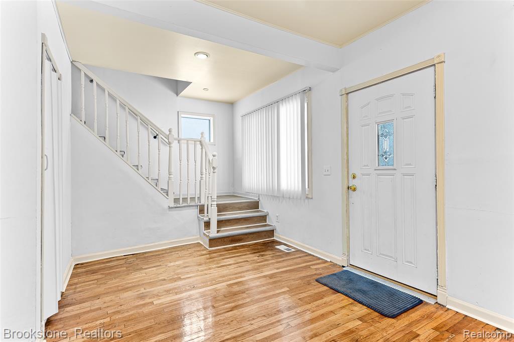7645 Fisher Avenue, Warren, MI 48091 — Photo 4