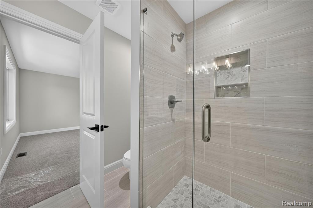 54462 Brenda Drive, Macomb, MI 48042 — Photo 29
