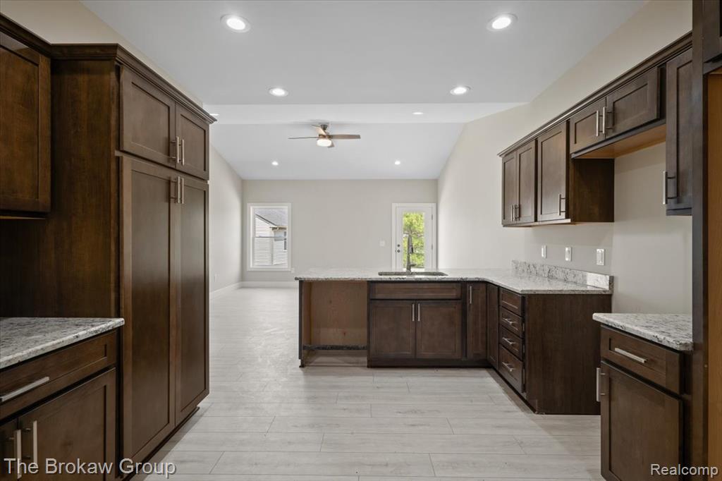 3369 Meadowridge Court, Davison, MI 48423 — Photo 12