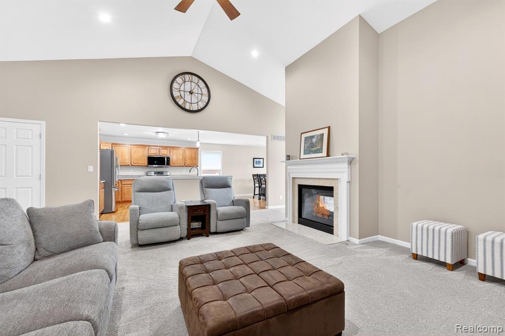 25820 Timber Creek Lane, Flat Rock, MI 48134 — Photo 4