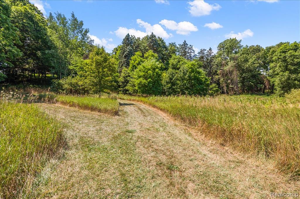 2770 Bogie Lake Road, White Lake, MI — Photo 26