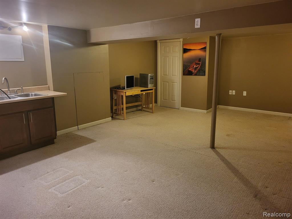 708 S GOMAS Court, Durand, MI 48429 — Photo 15