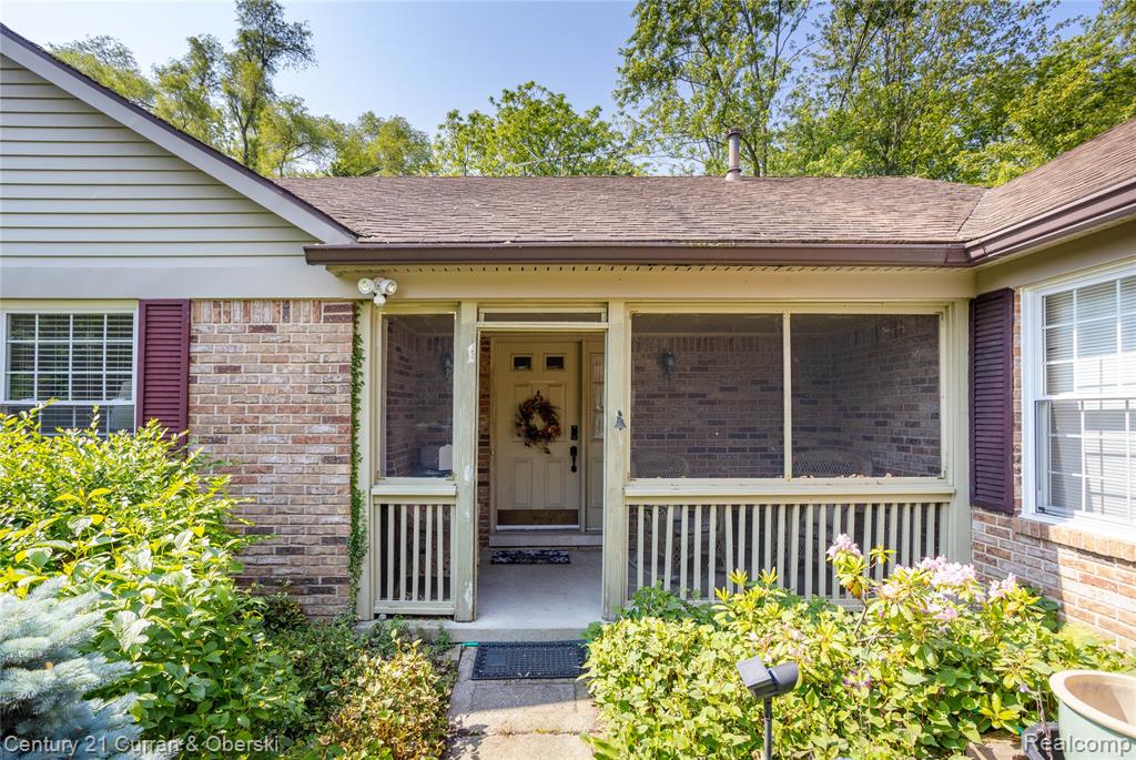44855 Yorkshire Drive, Novi, MI — Photo 3