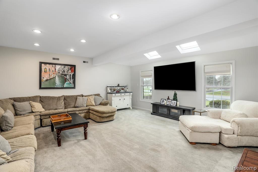 6709 Heatheridge Drive, Saline, MI 48176 — Photo 10