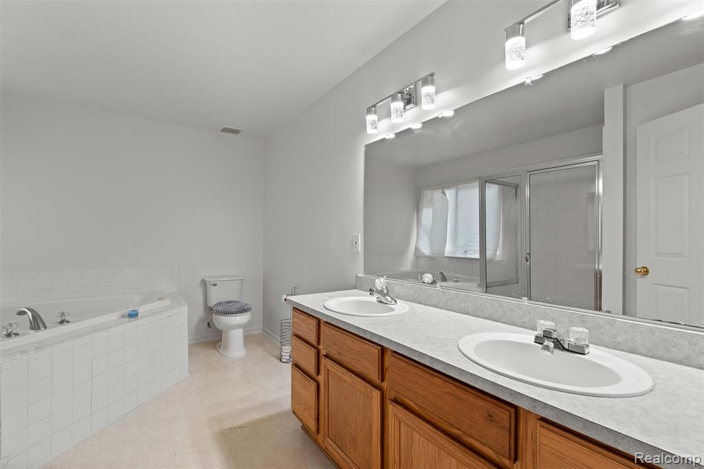 7077 Amanda, Belleville, MI 48111 — Photo 15