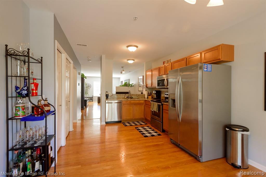 39442 SPRINGWATER Drive, Northville, MI 48168 — Photo 14