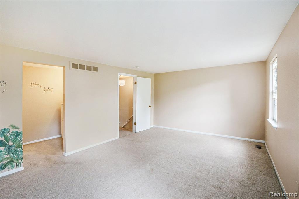 5335 BREEZE HILL, Troy, MI 48098 — Photo 10