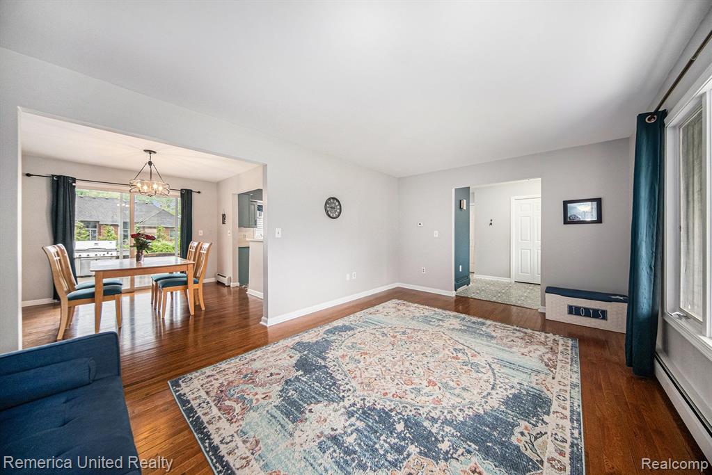 10606 HEENAN Drive, Whitmore Lake, MI 48189 — Photo 4