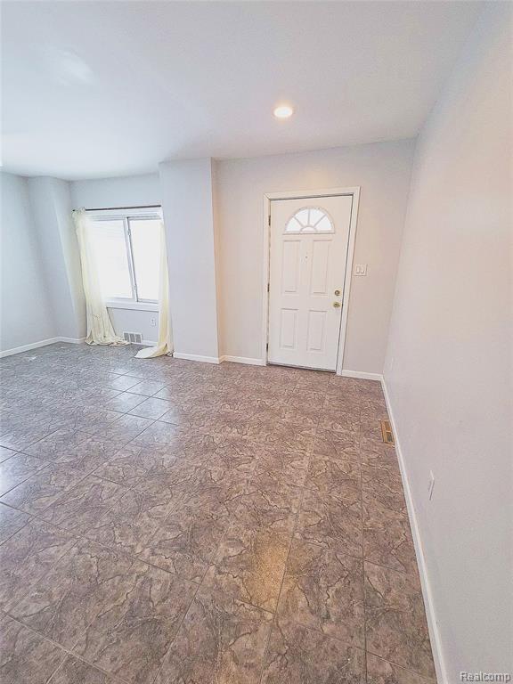 759 E Maxlow Avenue, Hazel Park, MI 48030 — Photo 7