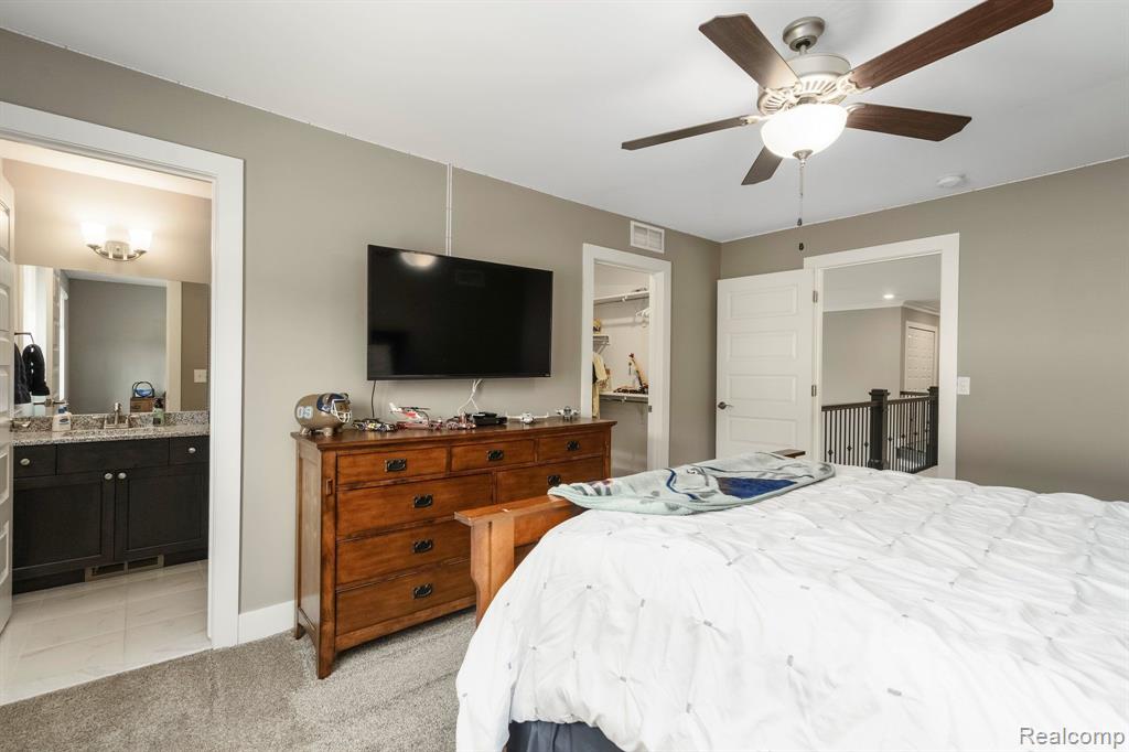 54678 BLACK HILLS Lane, Utica, MI 48316 — Photo 48