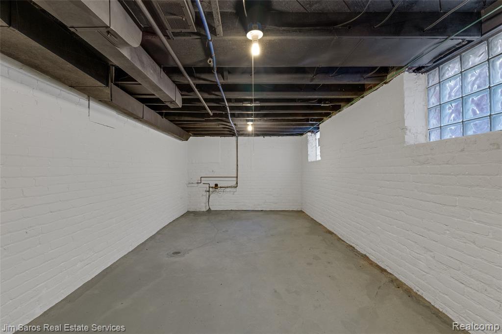 926-928 NOTTINGHAM, Grosse Pointe Park, MI 48230 — Photo 36