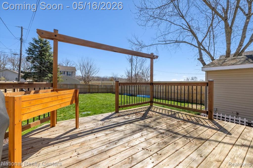 5067 Walsh Drive, Brighton, MI 48114 — Photo 8