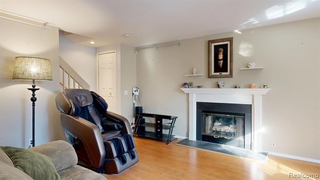3016 Forest Creek Court, Ann Arbor, MI 48108 — Photo 8