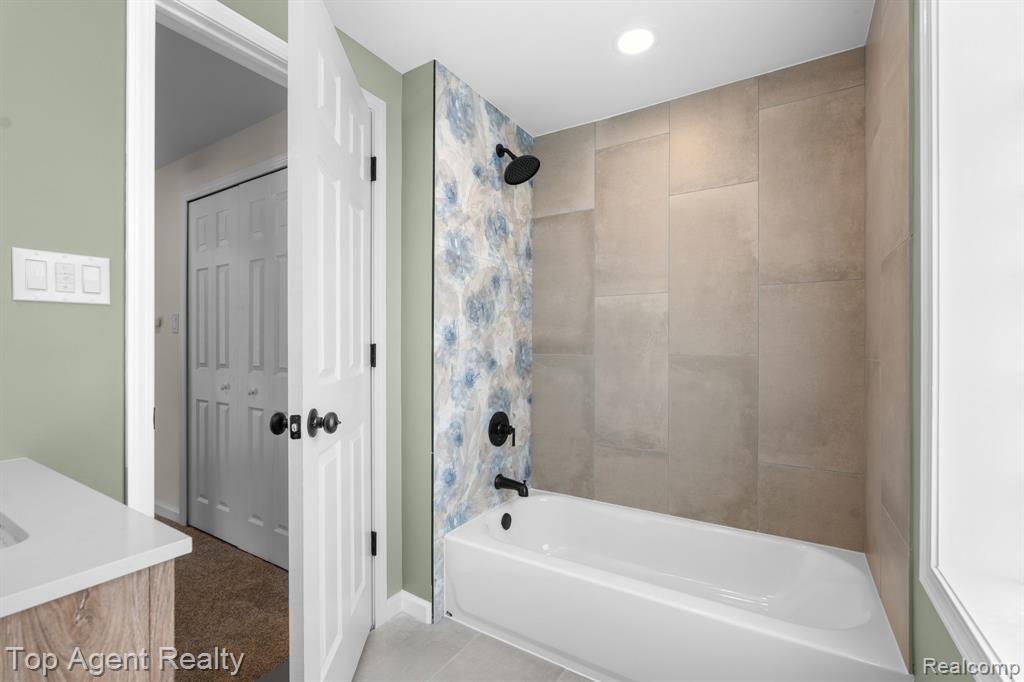 16124 Fielding Street, Detroit, MI 48219 — Photo 23