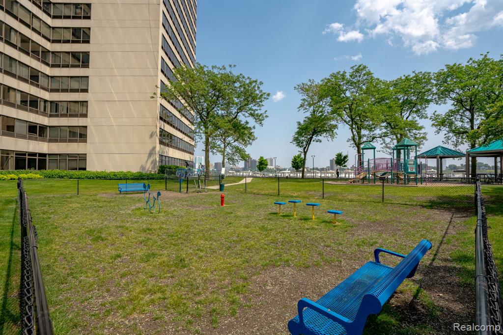 1001 Jefferson Avenue W, 300-14J, Detroit, MI 48226 — Photo 34