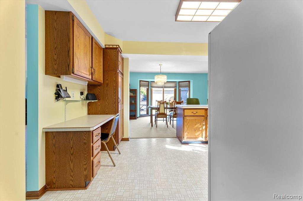 912 River Court, Wyandotte, MI 48192 — Photo 14