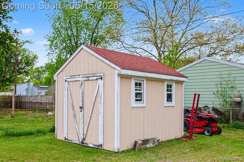 1104 Marion Drive, Holly, MI 48442 — Photo 21