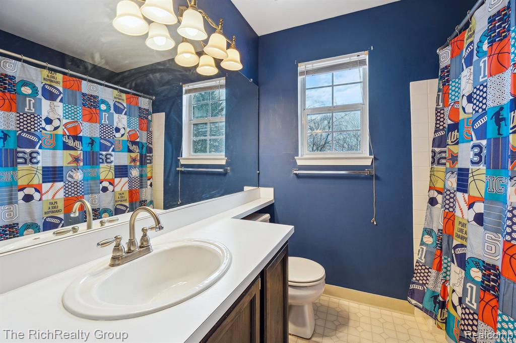 7896 LAKE CREST Drive, Ypsilanti, MI 48197 — Photo 16