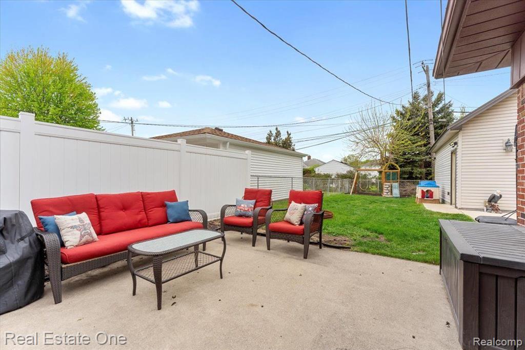 6350 KING Avenue, Allen Park, MI 48101 — Photo 24