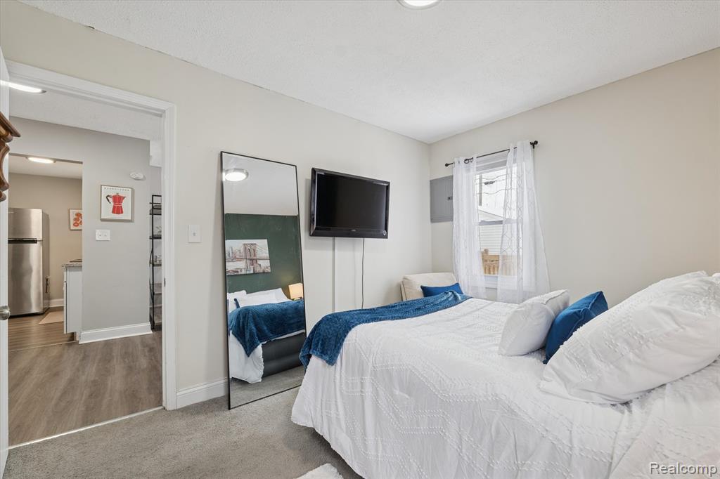 1004 E Otis Avenue, Hazel Park, MI 48030 — Photo 18