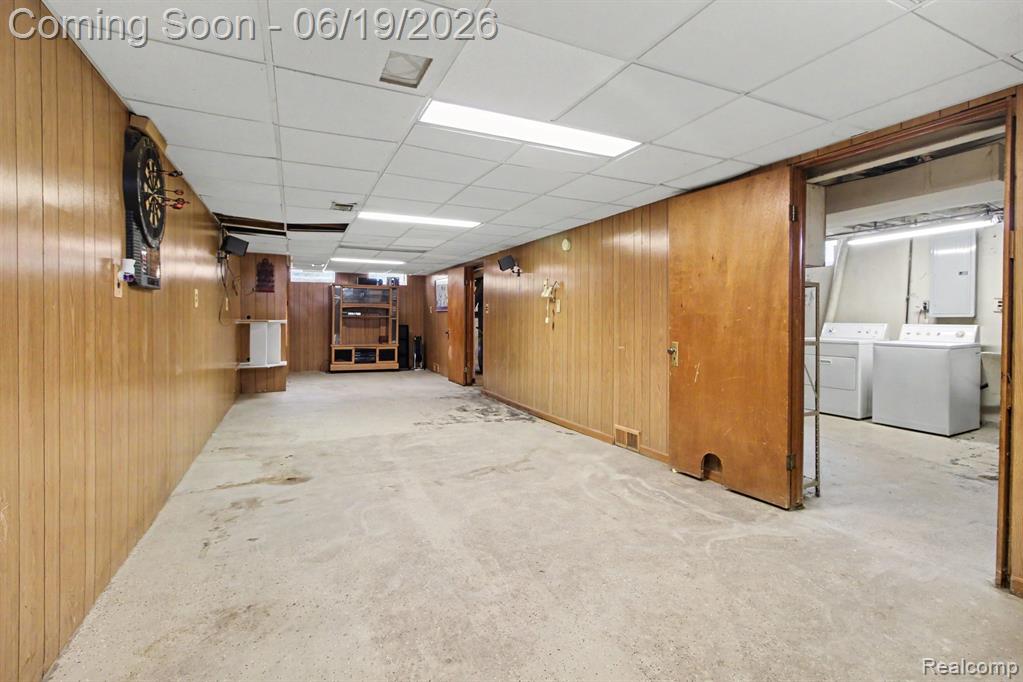 9135 Frederick Street, Livonia, MI 48150 — Photo 18