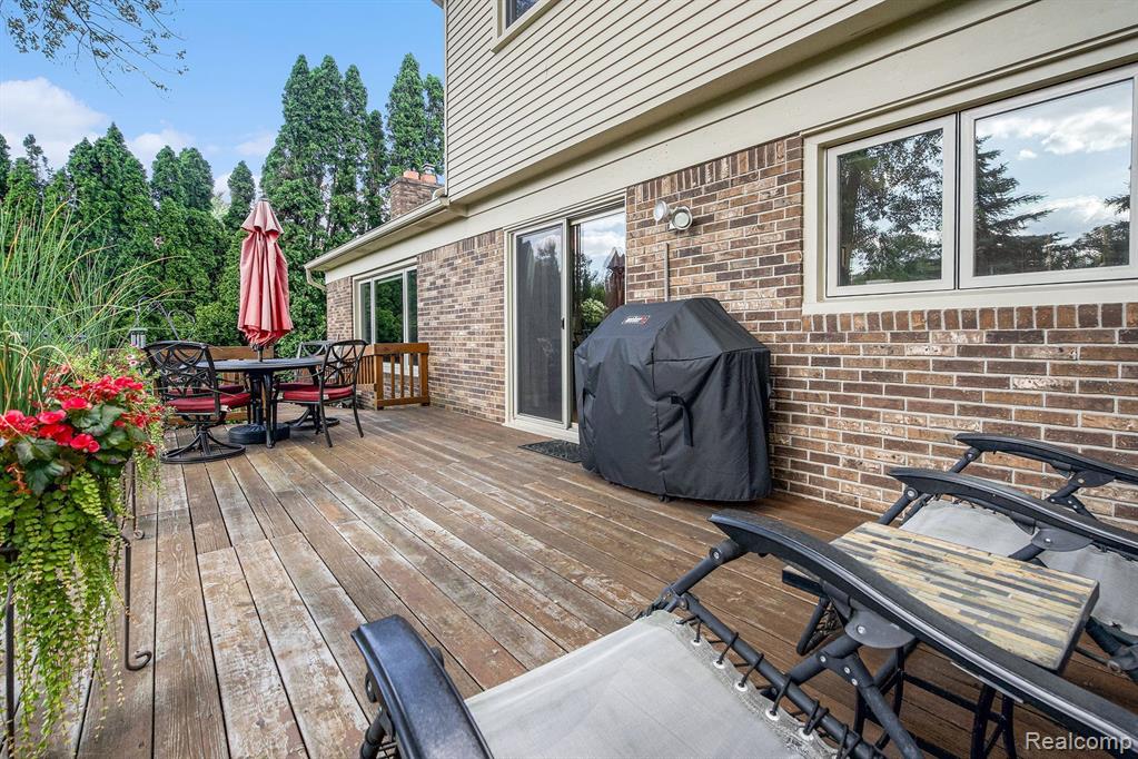 16155 WINCHESTER Drive, Northville, MI 48168 — Photo 43