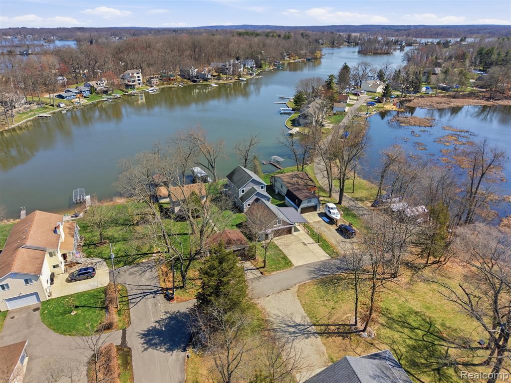 16475 Angle Drive, Linden, MI 48451 — Photo 56
