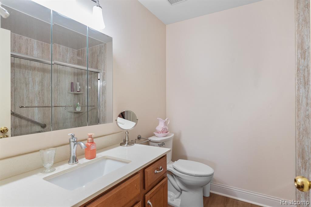 21208 CHESAPEAKE Circle, Walled Lake, MI 48390 — Photo 13