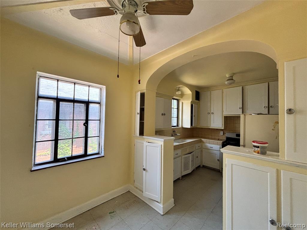 2943 Leslie Street, Detroit, MI 48238 — Photo 8
