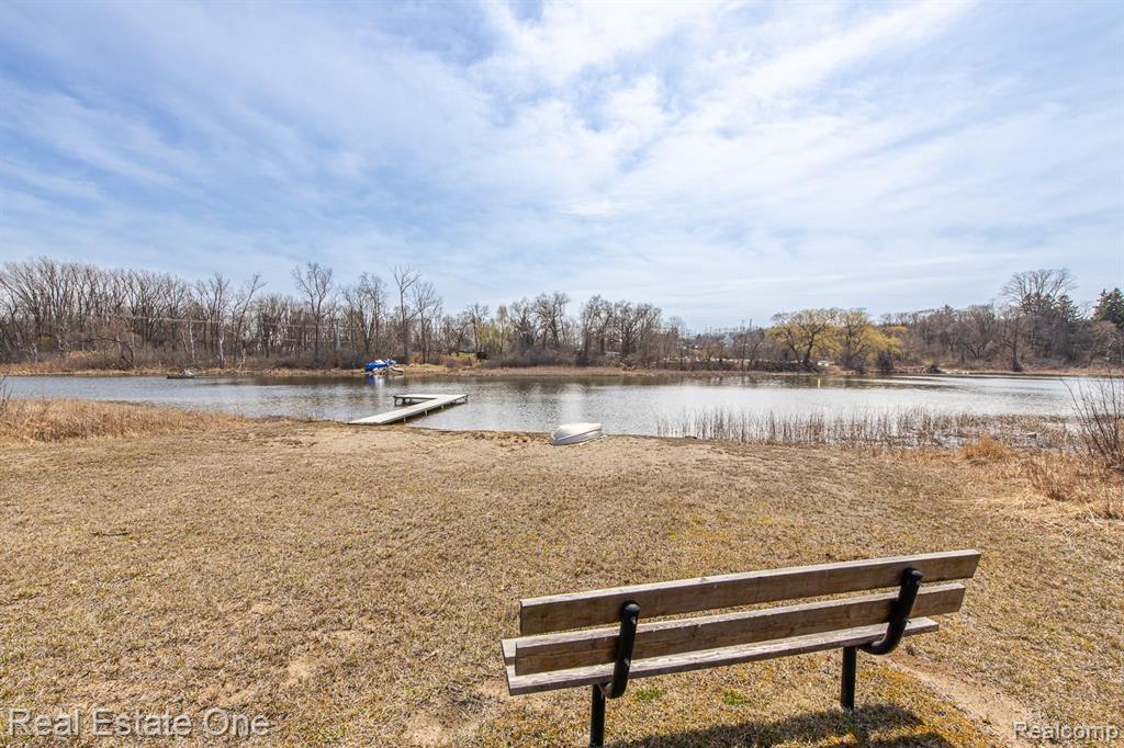 9316 LAKEBLUFF Drive, Clarkston, MI 48348 — Photo 73