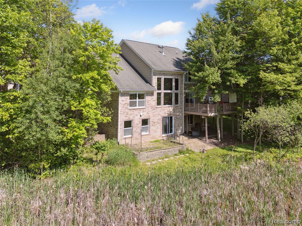 418 Greenan Lane, Lake Orion, MI 48362 — Photo 46