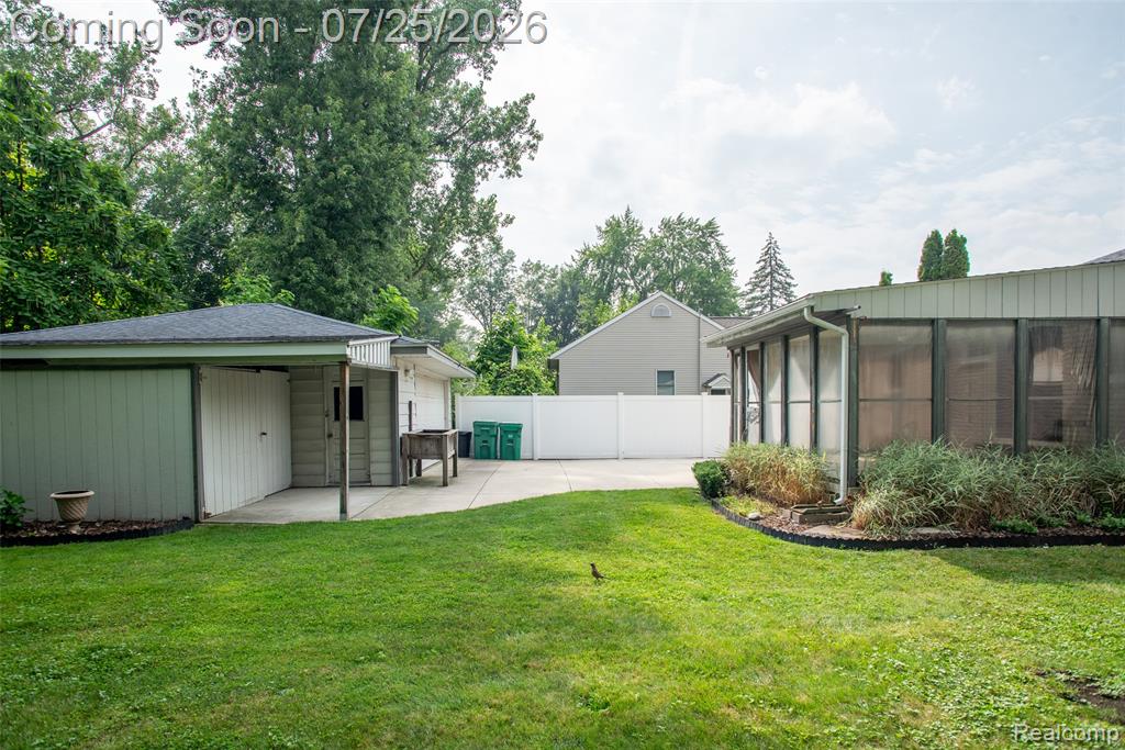 31045 John Hauk Street, Garden City, MI — Photo 21