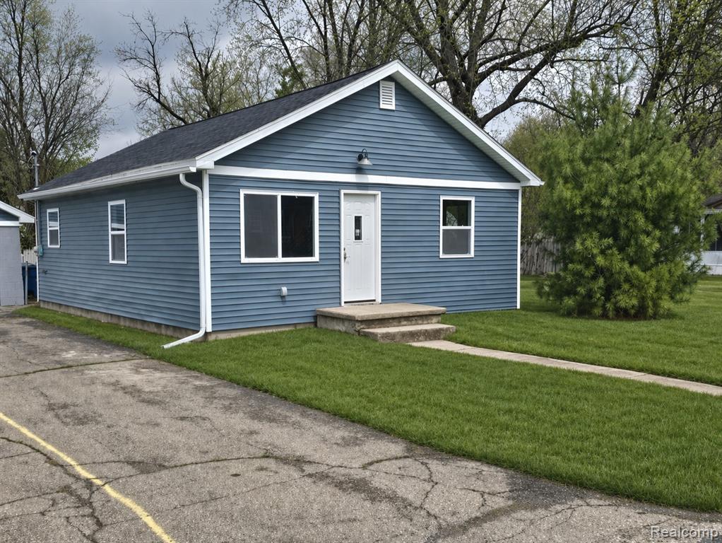 3315 Brookfield Avenue, Kalamazoo, MI 49048