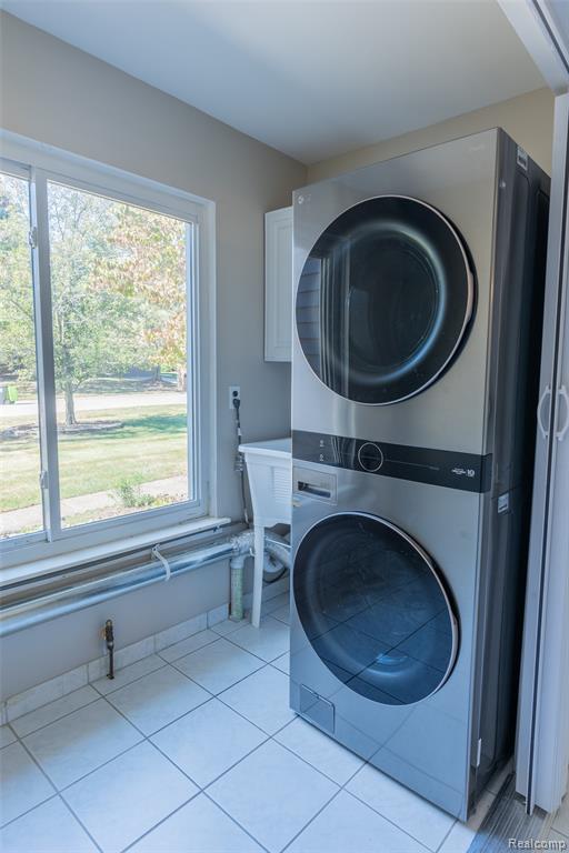 7337 Oak Tree Drive, West Bloomfield, MI — Photo 14