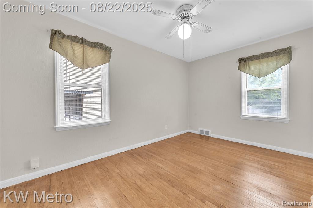 9686 Lenore, Redford, MI 48239 — Photo 11