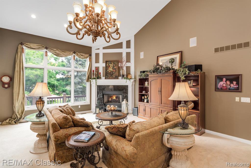 18416 CLAIRMONT Circle E, Northville, MI 48168 — Photo 8