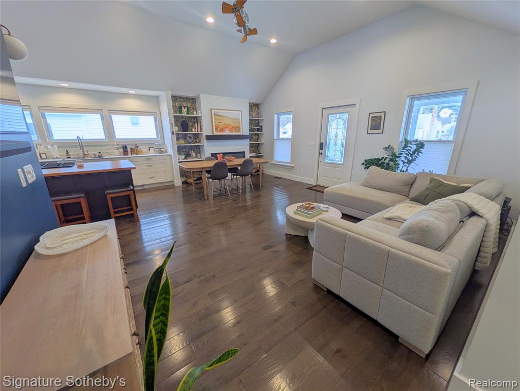 2059 Columbia Road, Berkley, MI 48072 — Photo 6