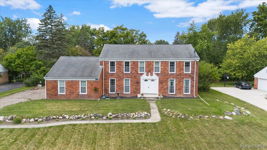 5710 Hobnail Circle, West Bloomfield, MI — Photo 2
